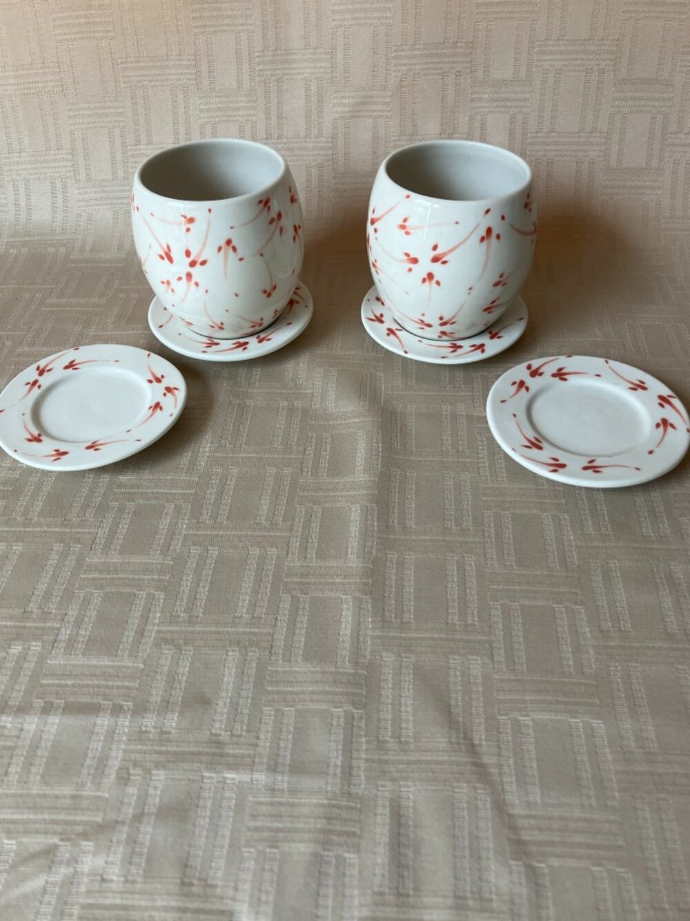 Vintage Asian Covered Tea Cups Set 2 with 4 Convertible Saucer / Lids Red Floral